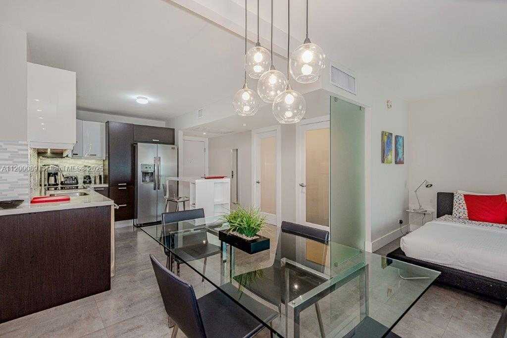 Small Image of 2301 COLLINS AVE #723, Miami Beach Number 7