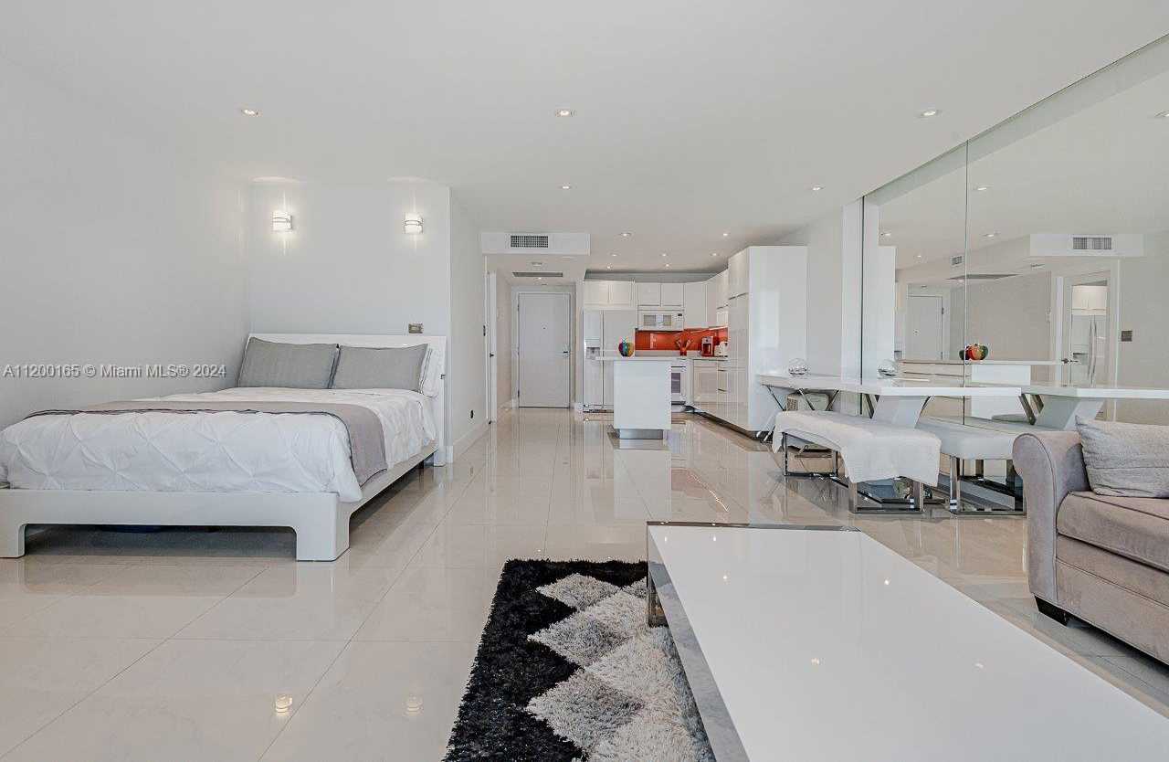 Small Image of 2301 COLLINS AVE #1211, Miami Beach Number 11