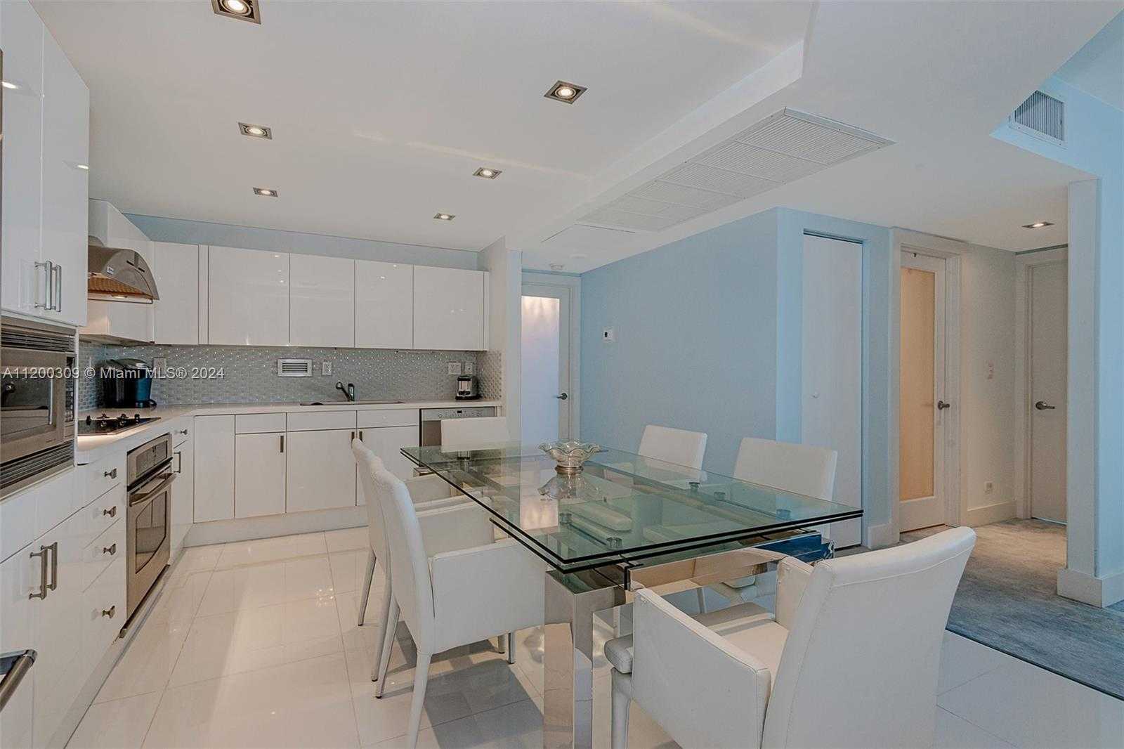 Small Image of 2301 COLLINS AVE #1506, Miami Beach Number 19