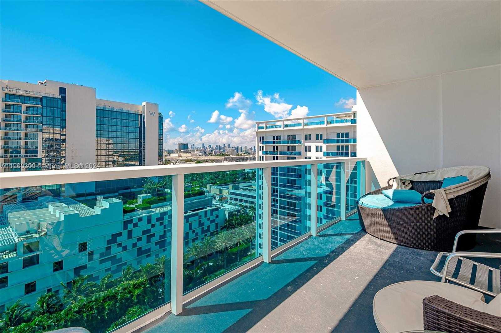Small Image of 2301 COLLINS AVE #1506, Miami Beach Number 2