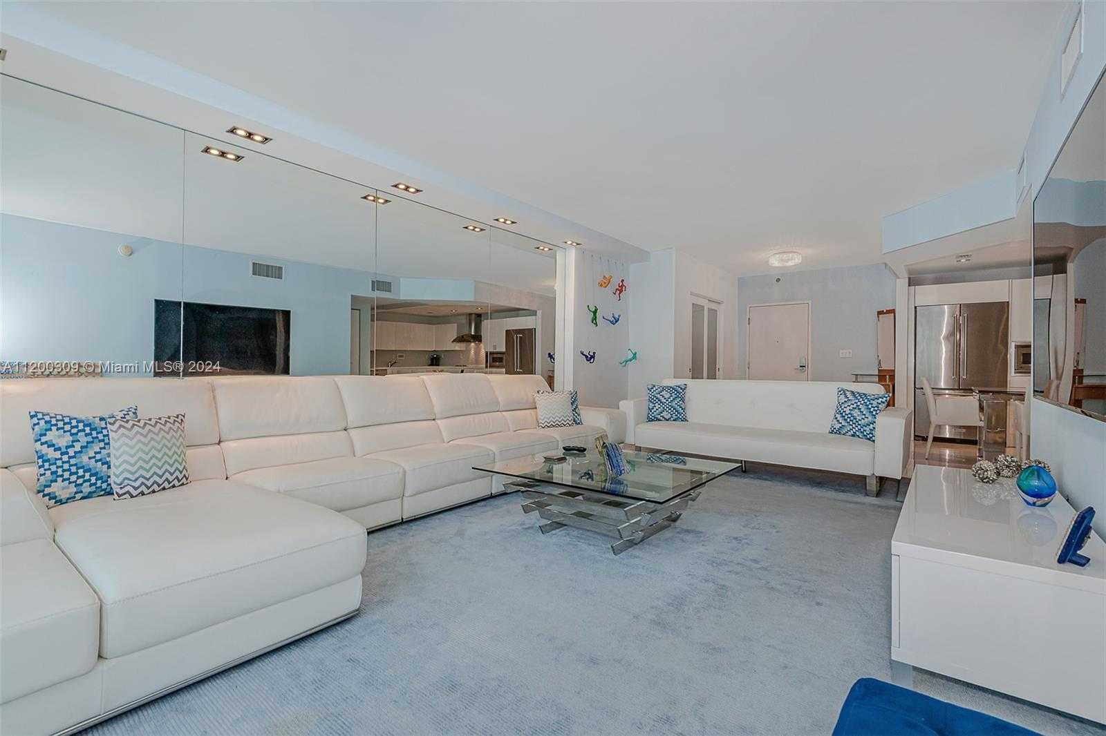 Small Image of 2301 COLLINS AVE #1506, Miami Beach Number 8