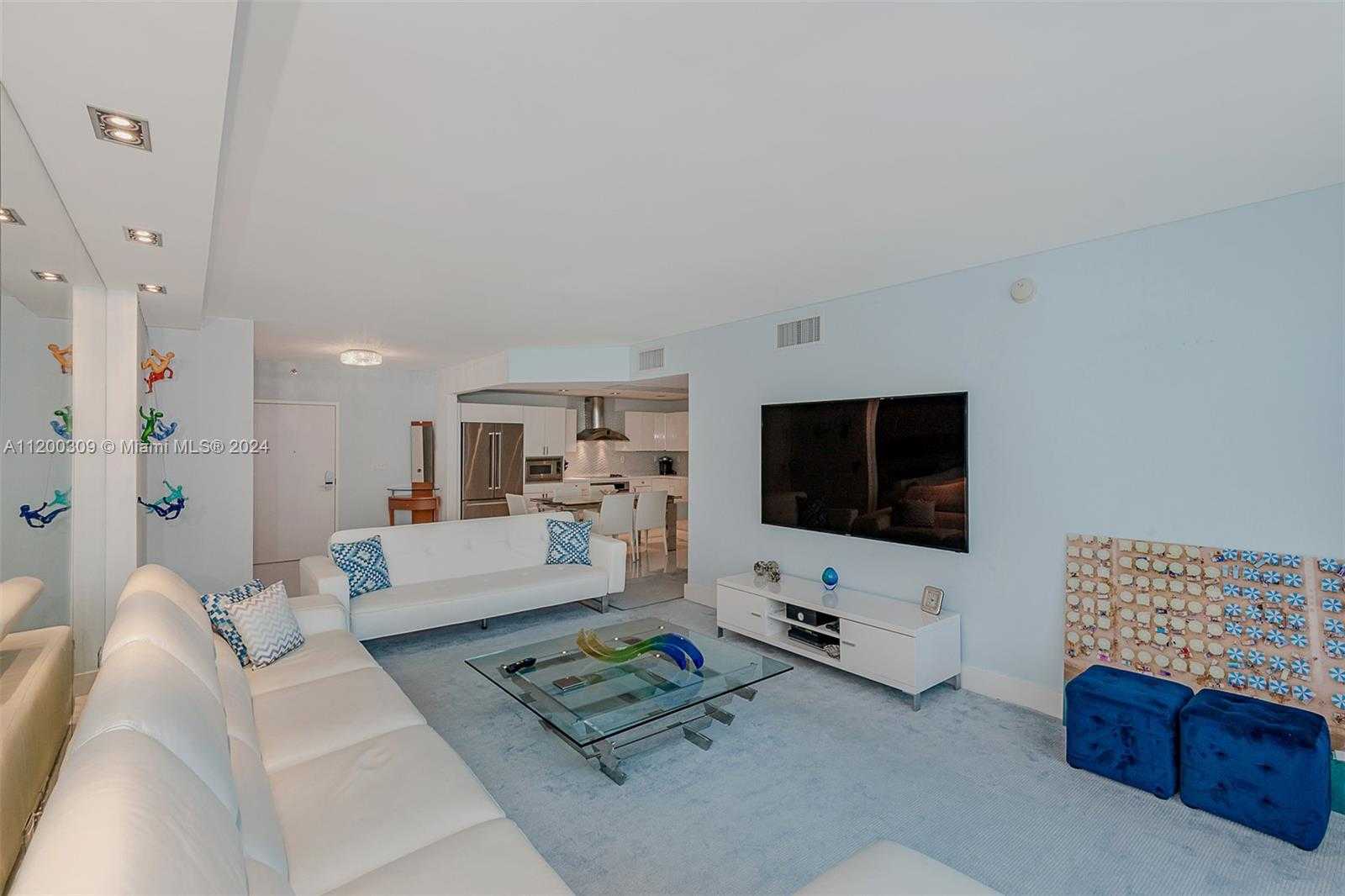 Small Image of 2301 COLLINS AVE #1506, Miami Beach Number 9