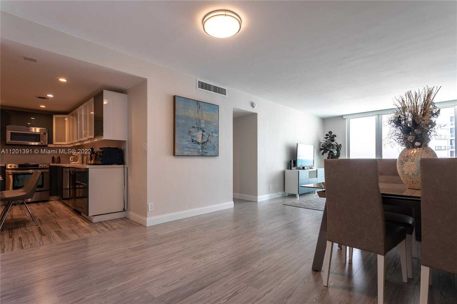 Small Image of 3901 SOUTH OCEAN DR #10M, Hollywood Number 10
