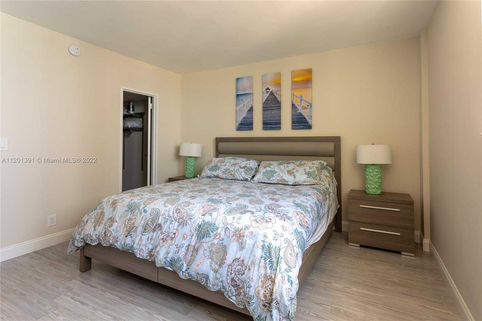 Small Image of 3901 SOUTH OCEAN DR #10M, Hollywood Number 14