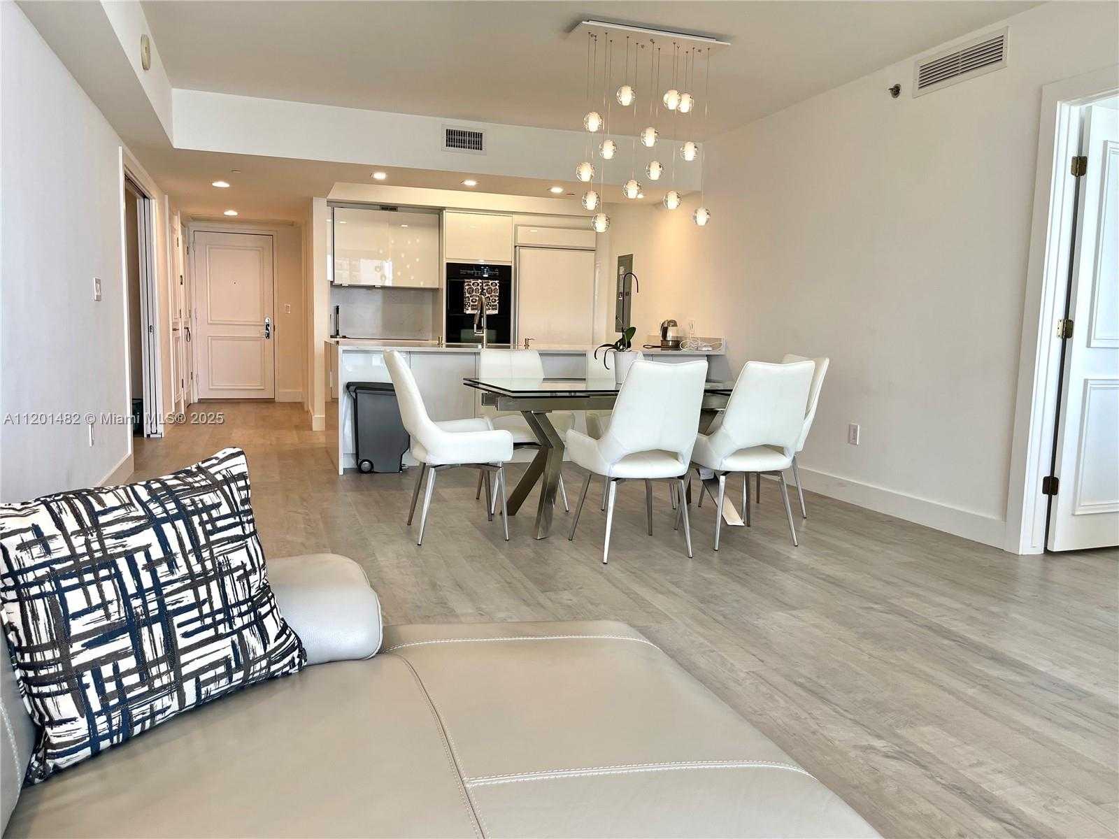 Small Image of 1830 SOUTH OCEAN DR #1603, Hallandale Beach Number 10