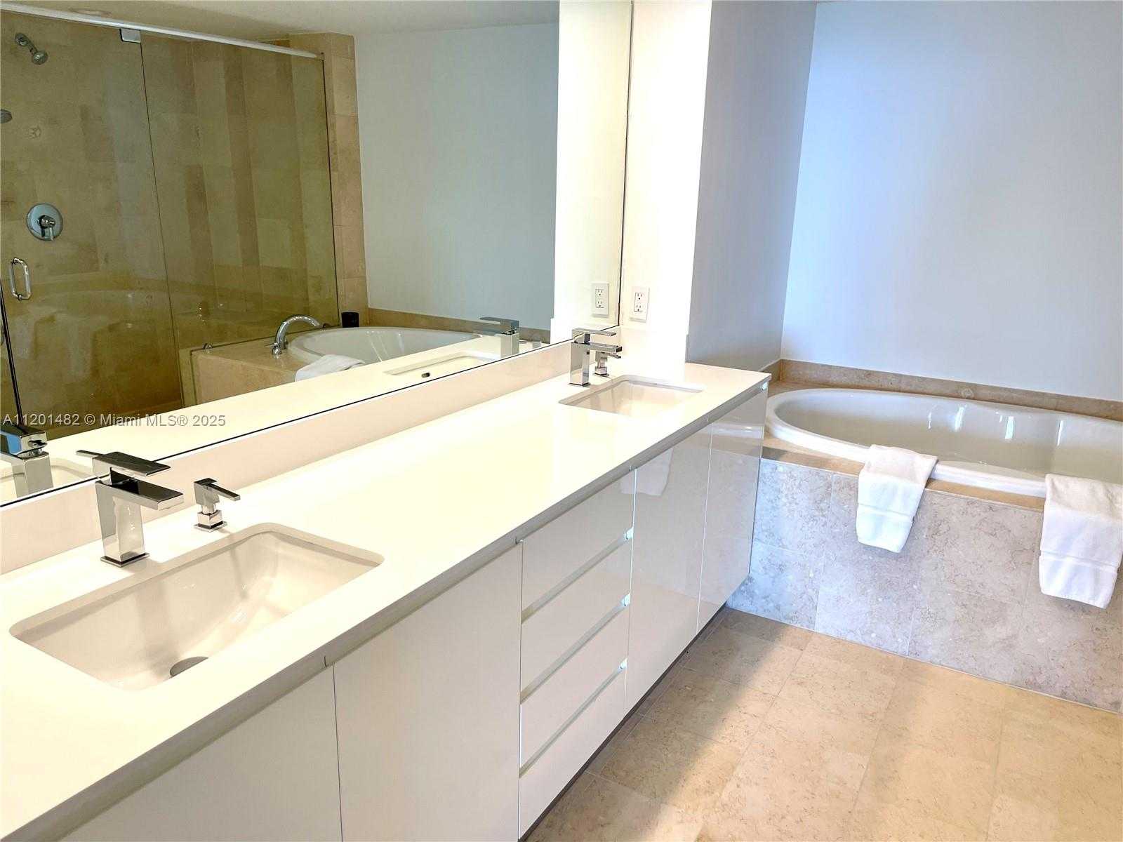 Small Image of 1830 SOUTH OCEAN DR #1603, Hallandale Beach Number 22