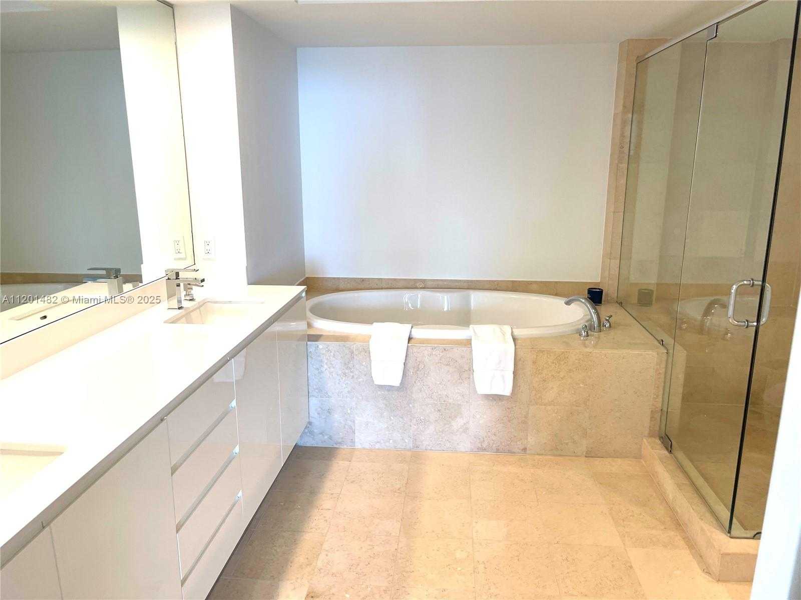 Small Image of 1830 SOUTH OCEAN DR #1603, Hallandale Beach Number 23