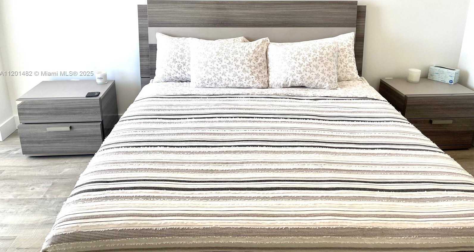 Small Image of 1830 SOUTH OCEAN DR #1603, Hallandale Beach Number 25