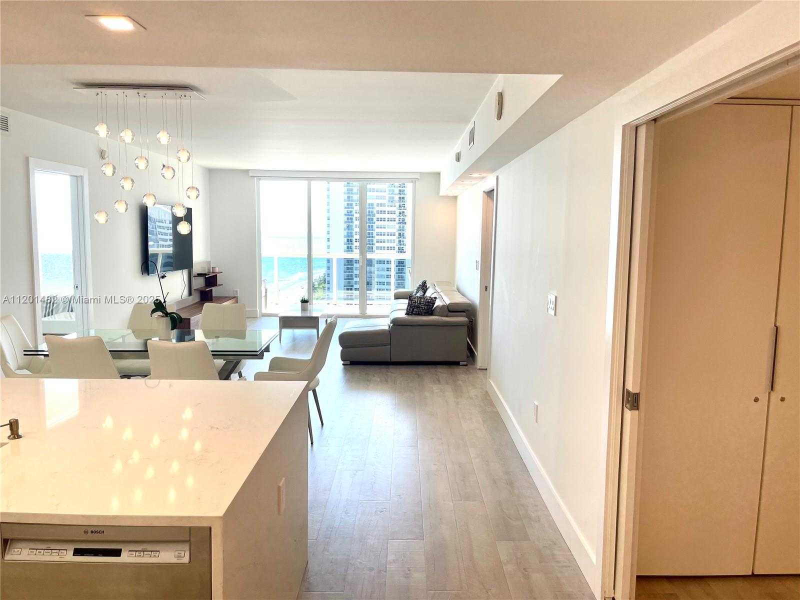 Small Image of 1830 SOUTH OCEAN DR #1603, Hallandale Beach Number 8