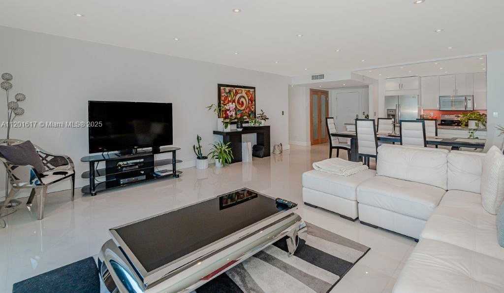 Small Image of 2301 COLLINS AVE #1210, Miami Beach Number 7
