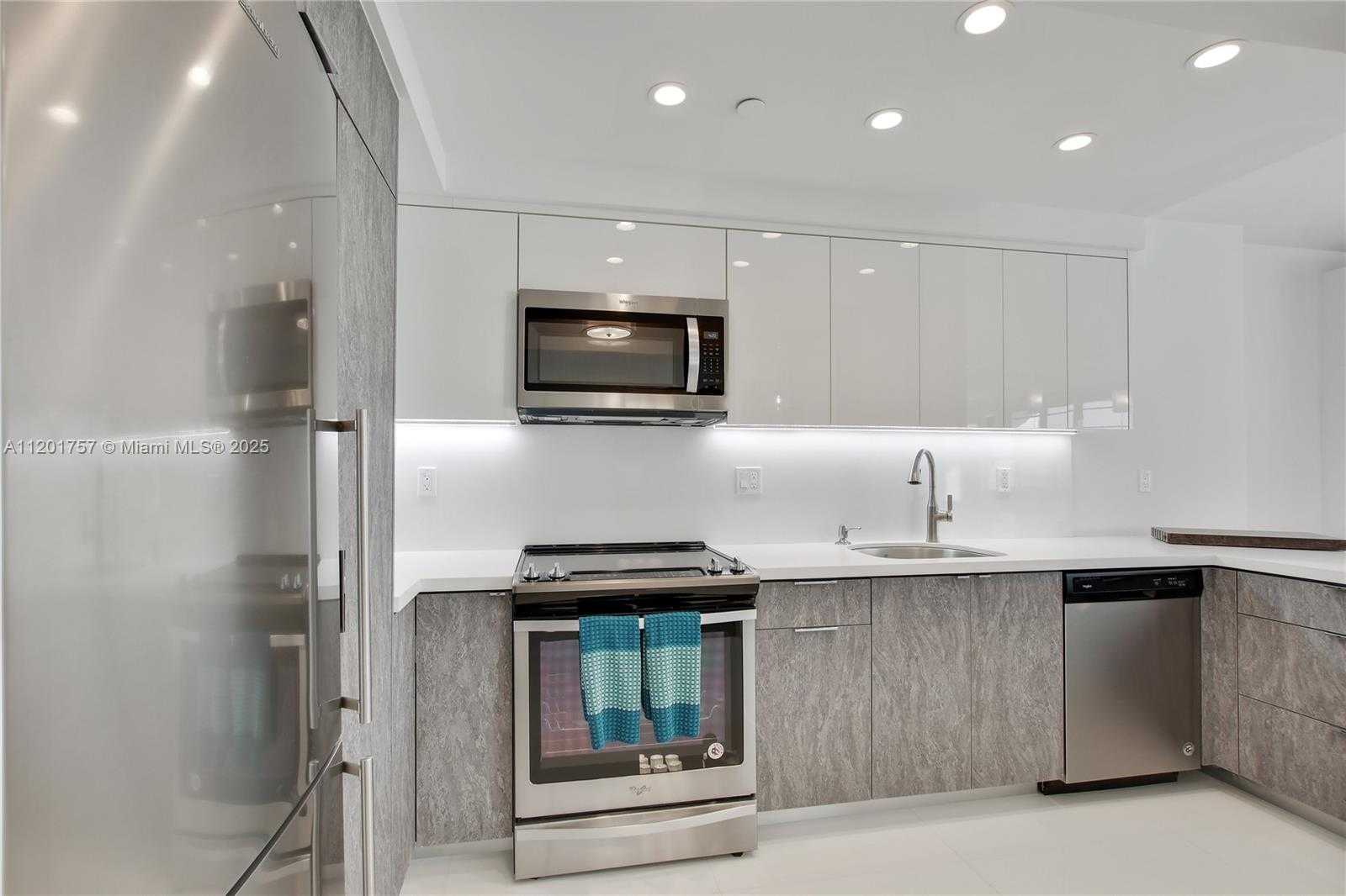 Small Image of 100 LINCOLN RD #940, Miami Beach Number 11