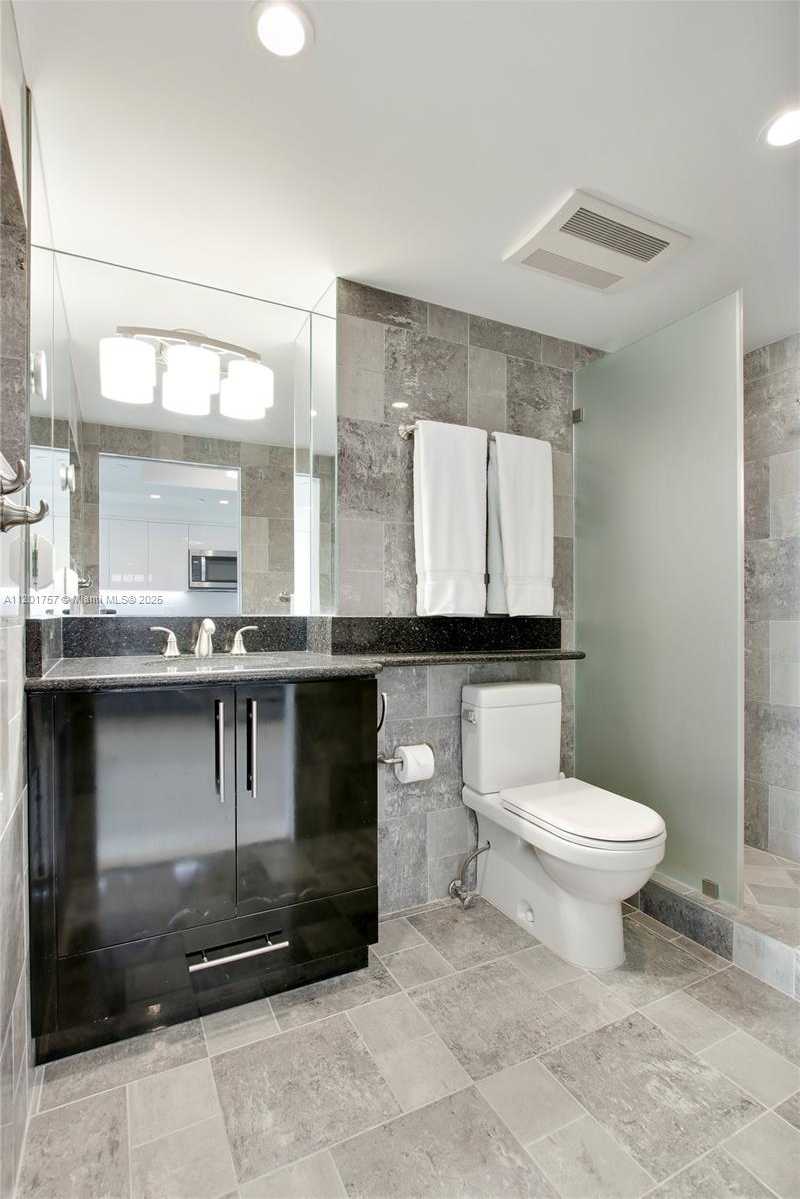 Small Image of 100 LINCOLN RD #940, Miami Beach Number 12