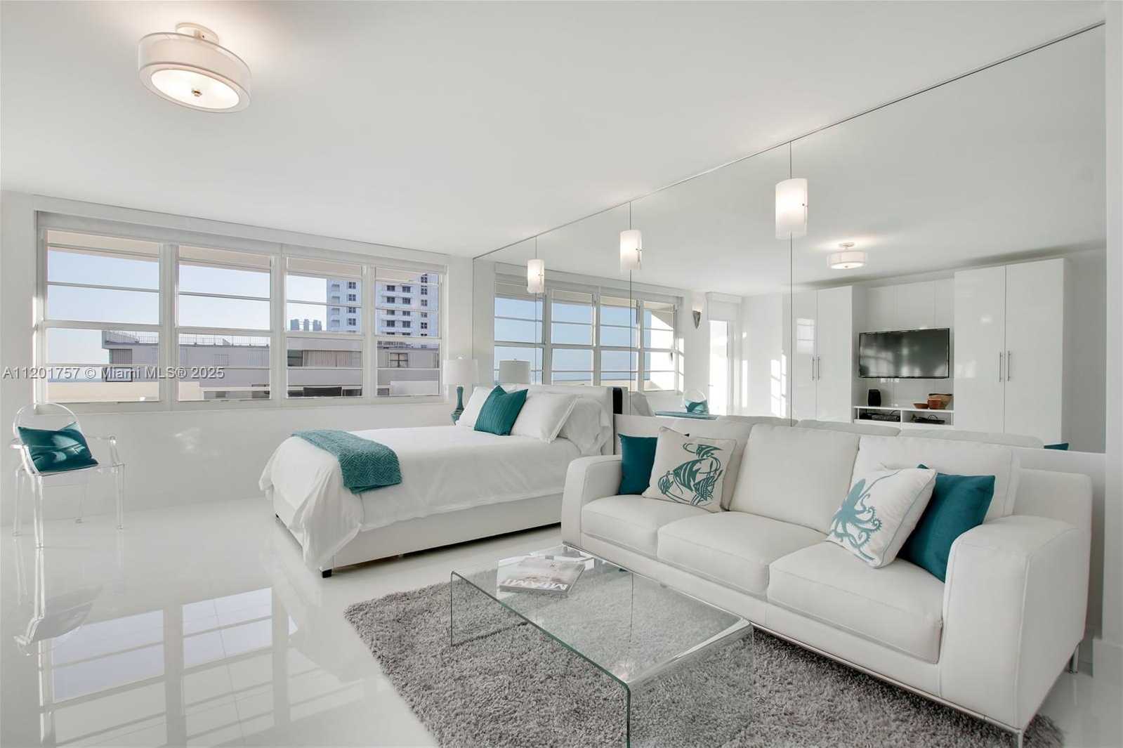 Small Image of 100 LINCOLN RD #940, Miami Beach Number 19