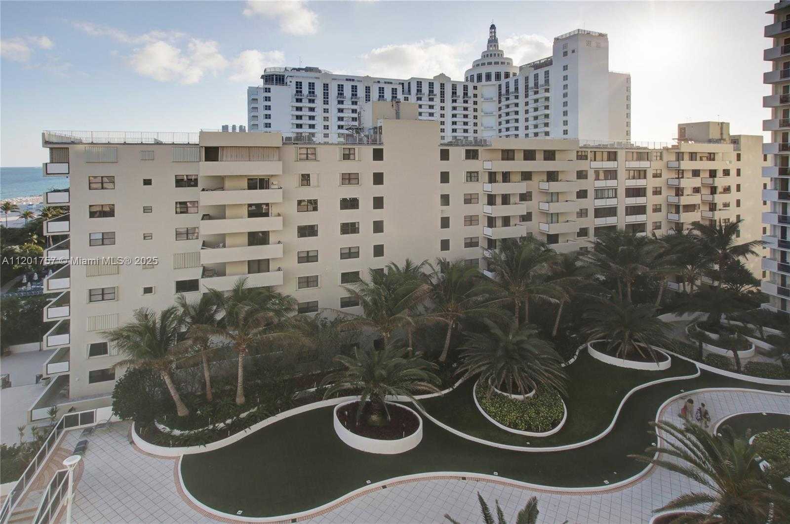 Small Image of 100 LINCOLN RD #940, Miami Beach Number 5