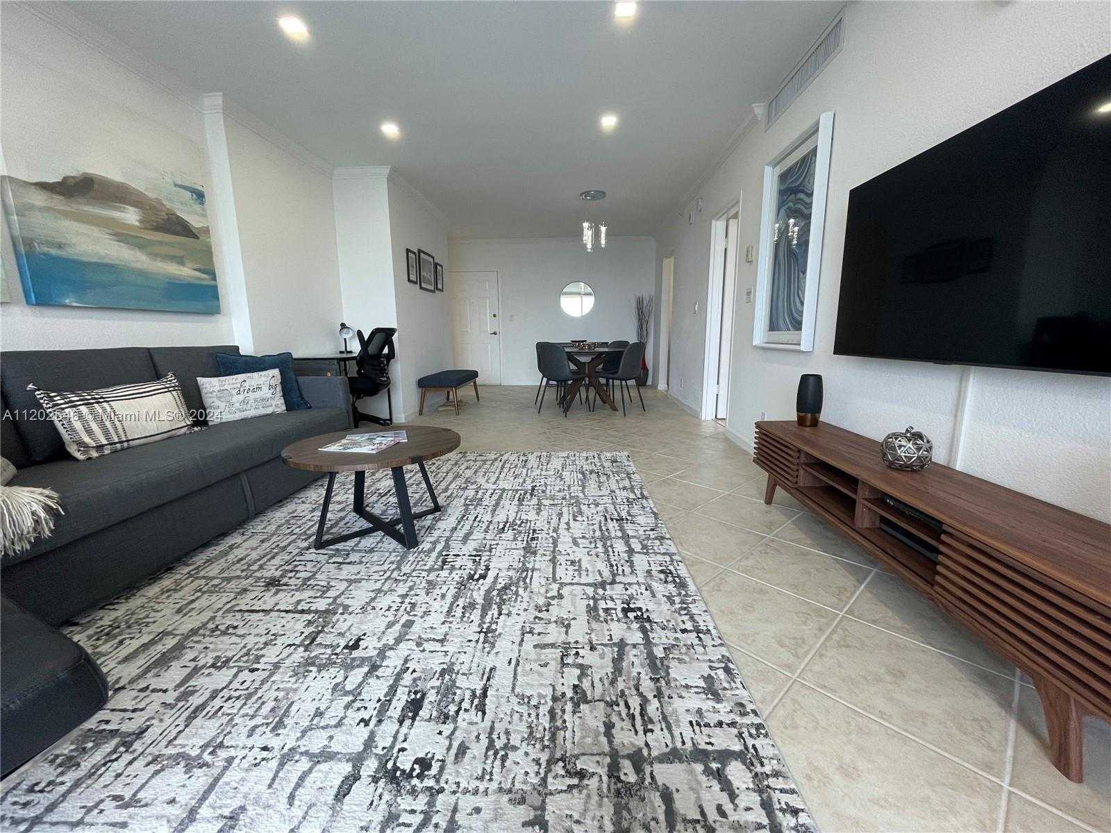 Small Image of 2501 SOUTH OCEAN DR #PH28 (Available SEPT 2), Hollywood Number 2