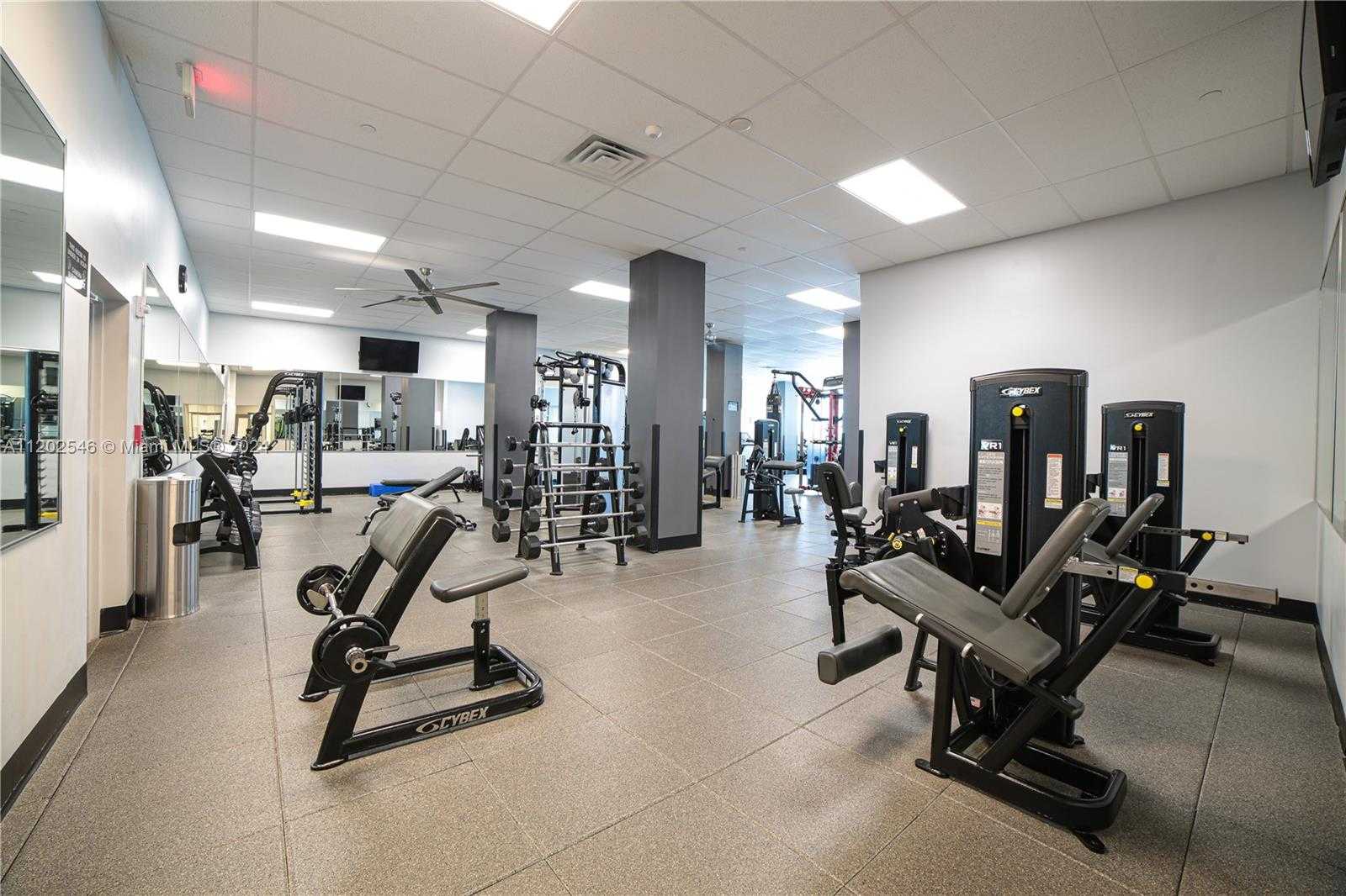 Small Image of 2501 SOUTH OCEAN DR #PH28 (Available SEPT 2), Hollywood Number 41