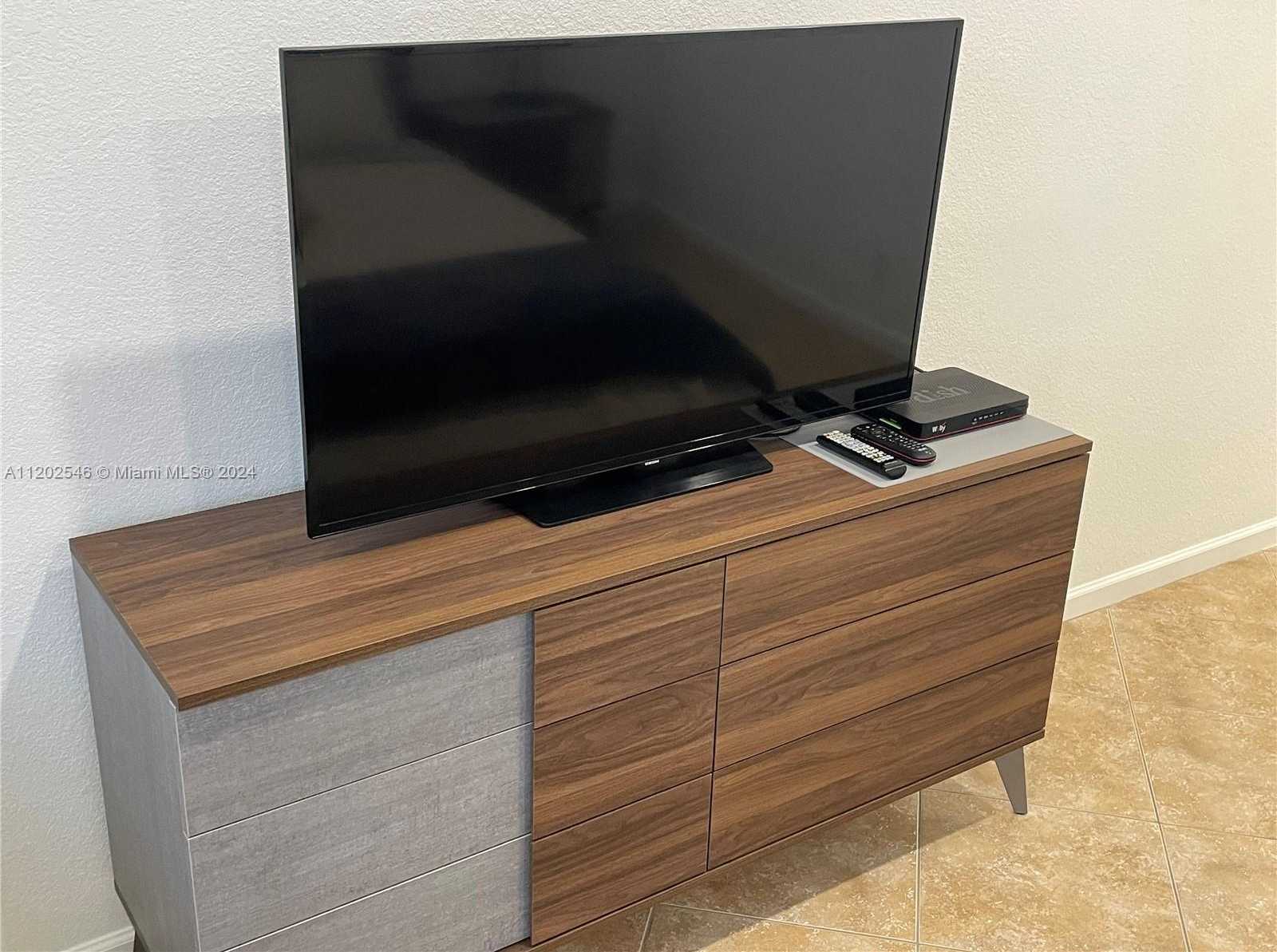 Small Image of 2501 SOUTH OCEAN DR #PH28 (Available SEPT 2), Hollywood Number 71