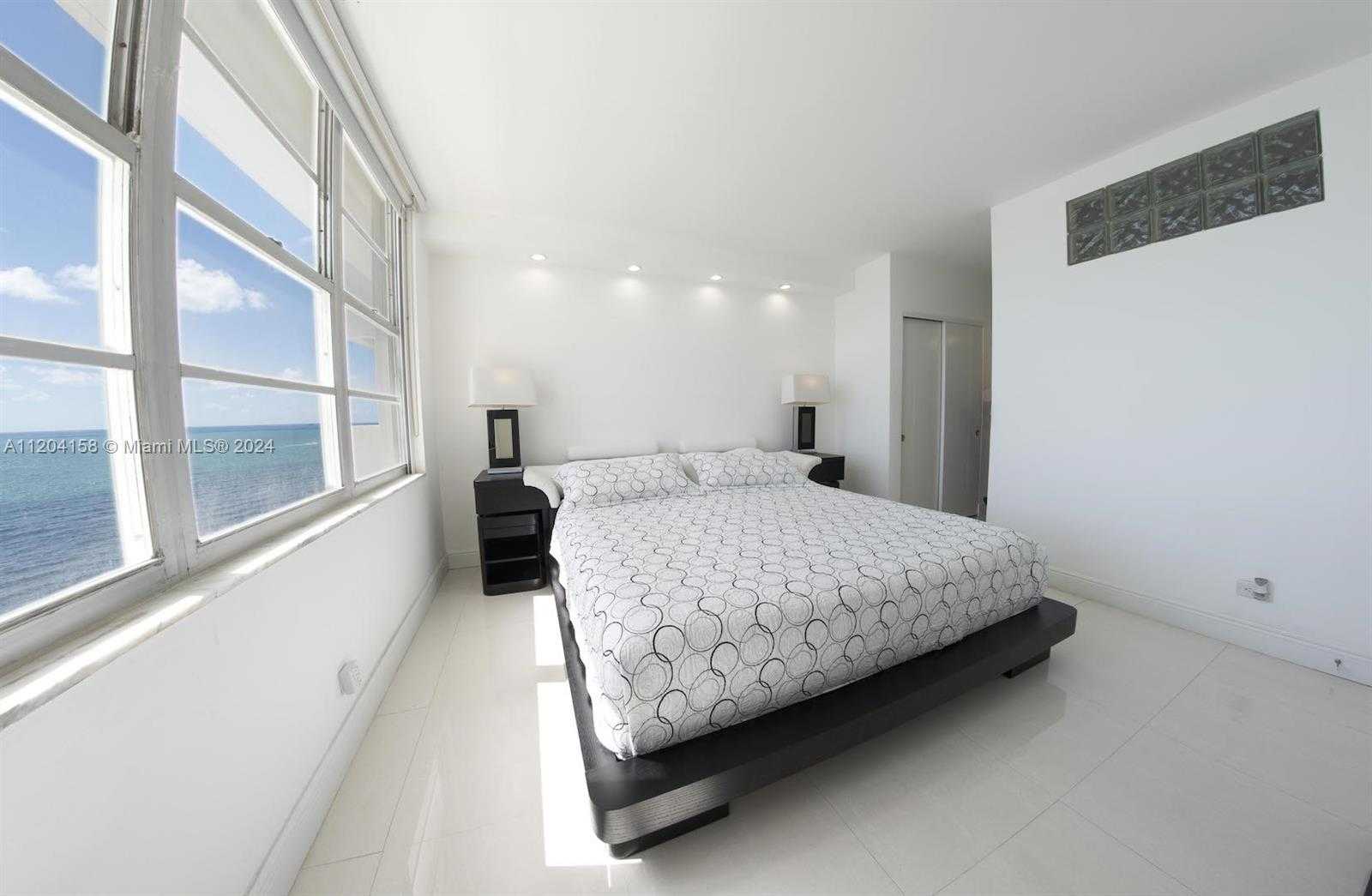Small Image of 5601 COLLINS AVE #1603, Miami Beach Number 5