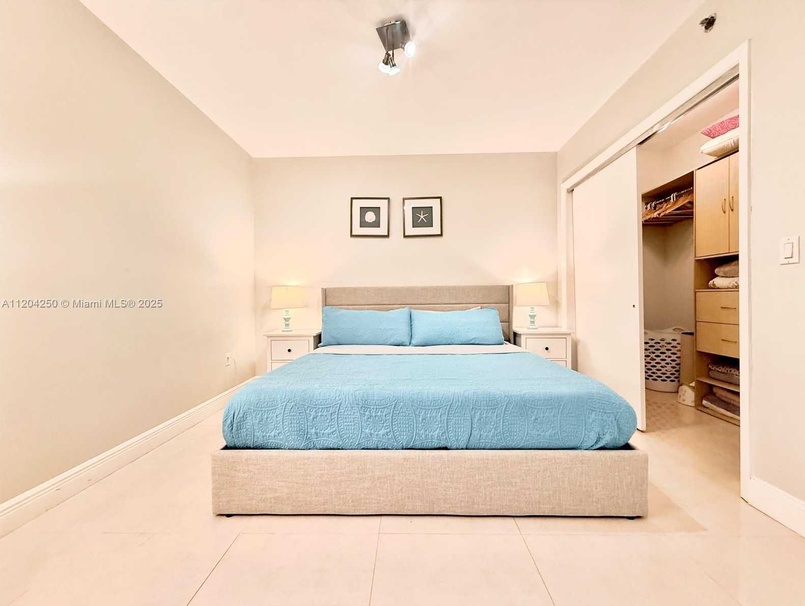 Small Image of 1830 SOUTH OCEAN DR #1709, Hallandale Beach Number 45