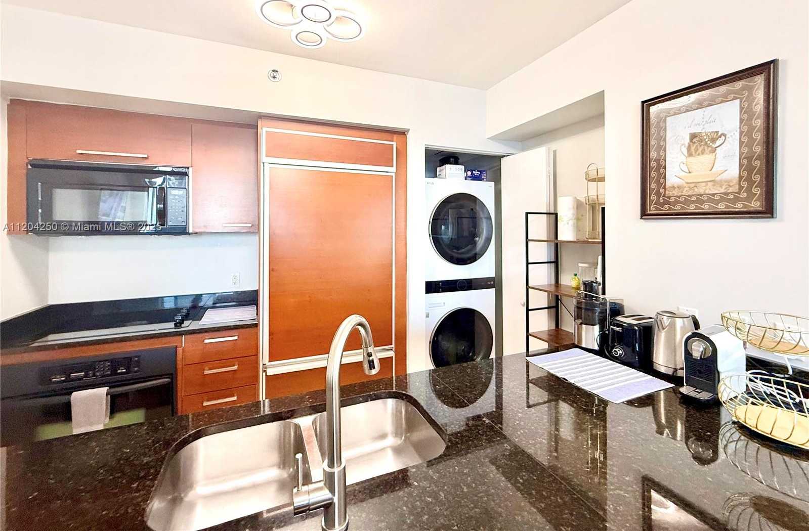Small Image of 1830 SOUTH OCEAN DR #1709, Hallandale Beach Number 51