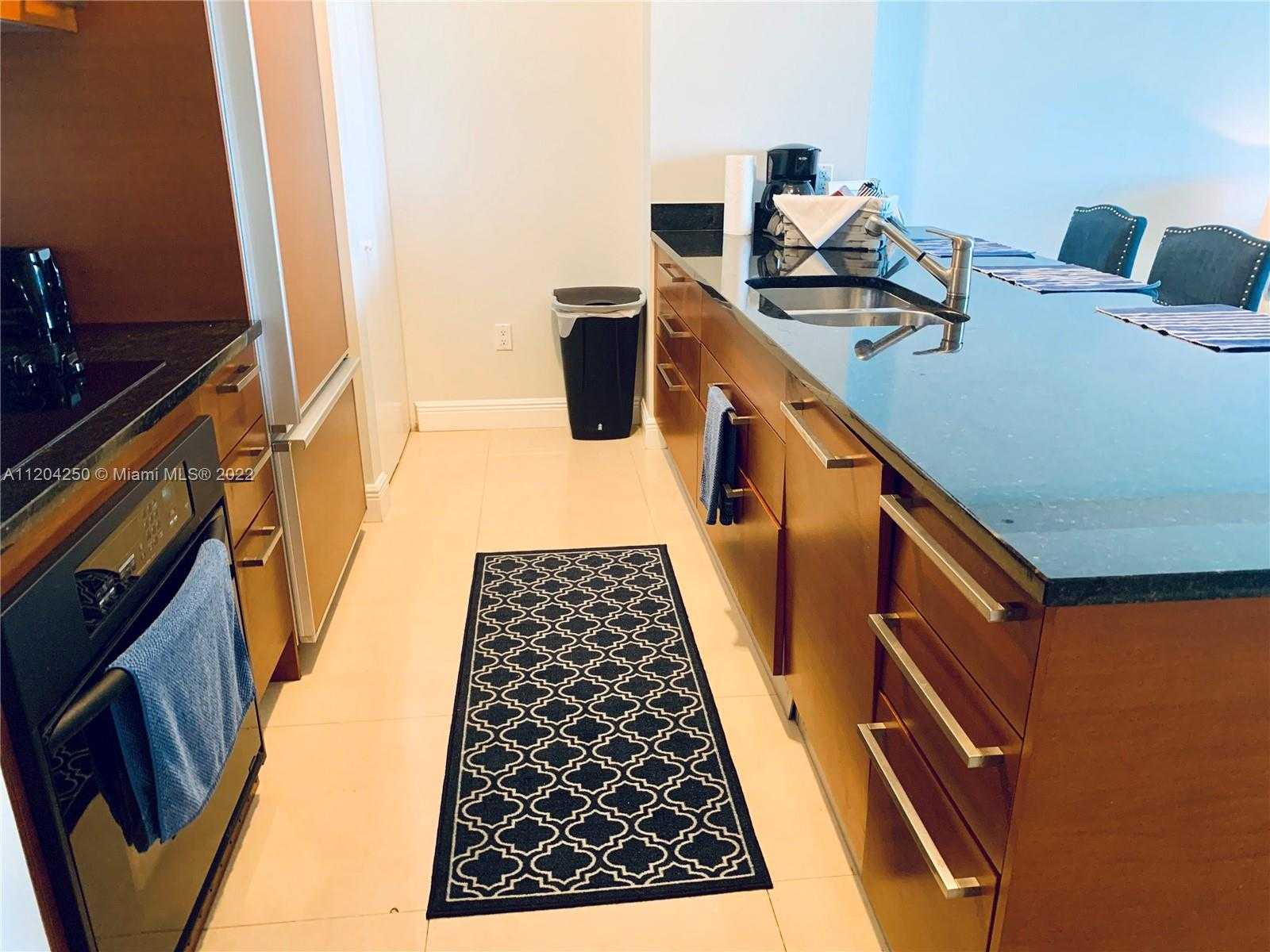 Small Image of 1830 SOUTH OCEAN DR #1709, Hallandale Beach Number 6