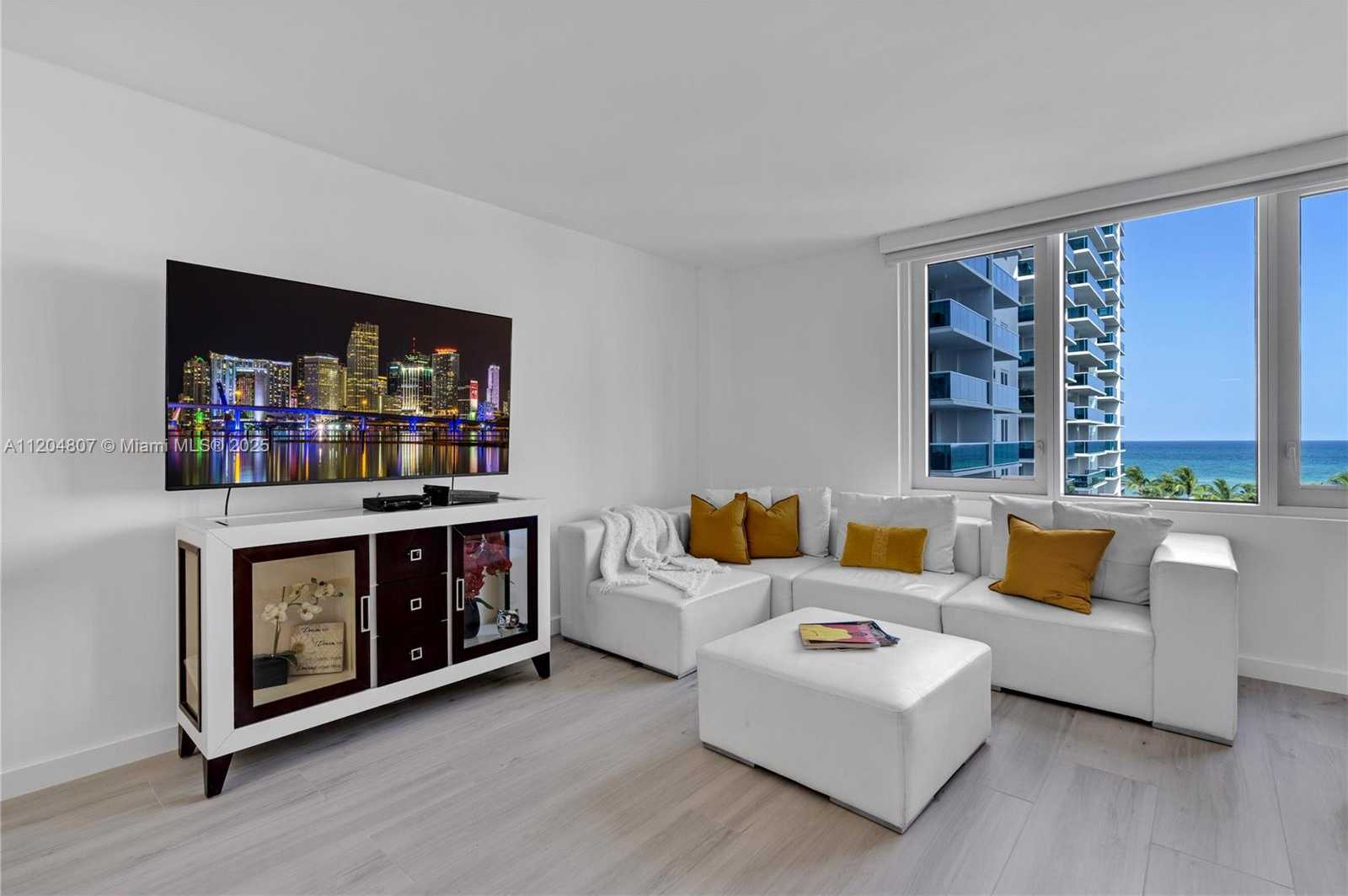 Small Image of 2301 COLLINS AVE #542, Miami Beach Number 12