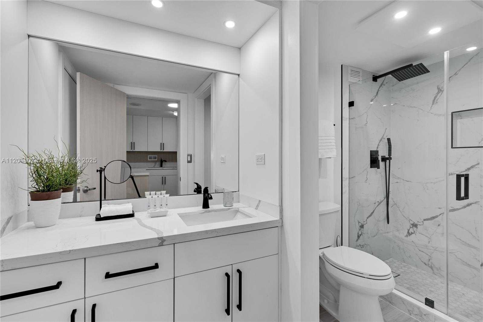 Small Image of 2301 COLLINS AVE #542, Miami Beach Number 14