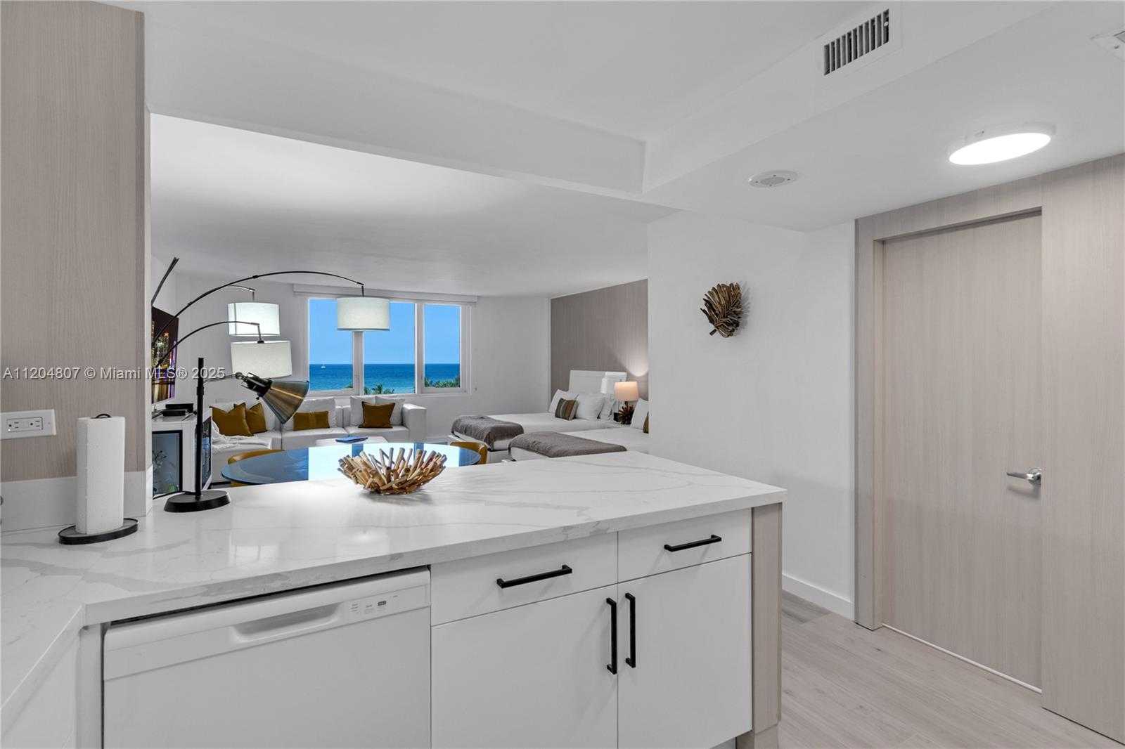 Small Image of 2301 COLLINS AVE #542, Miami Beach Number 16