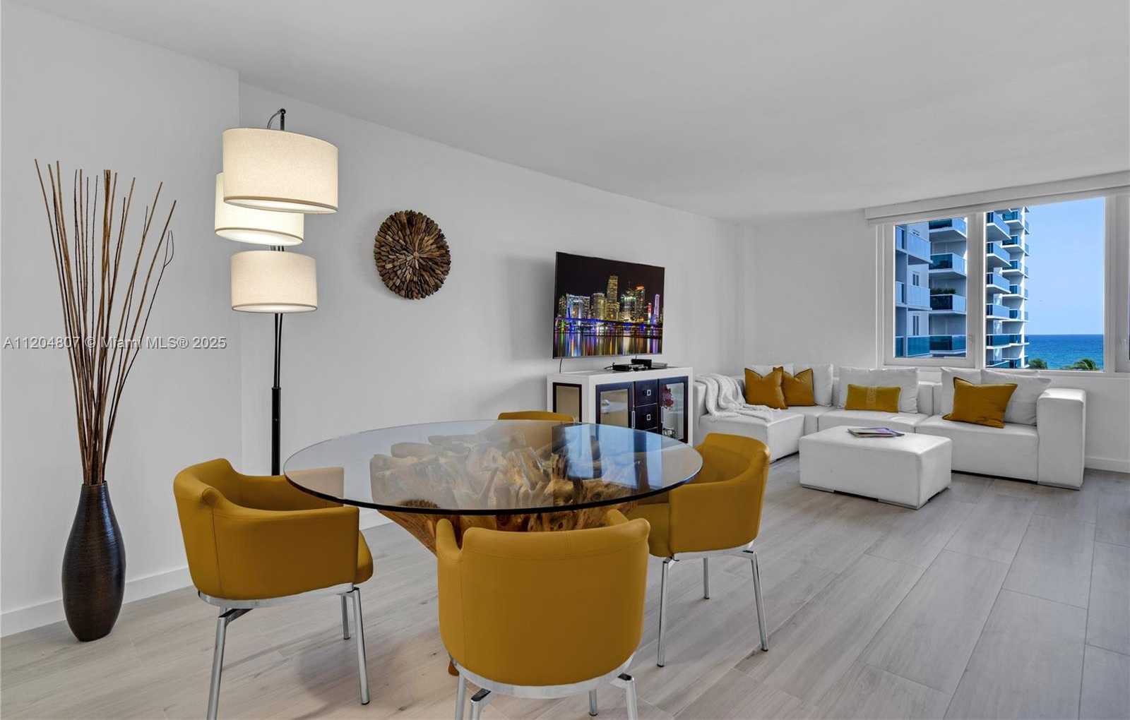 Small Image of 2301 COLLINS AVE #542, Miami Beach Number 6