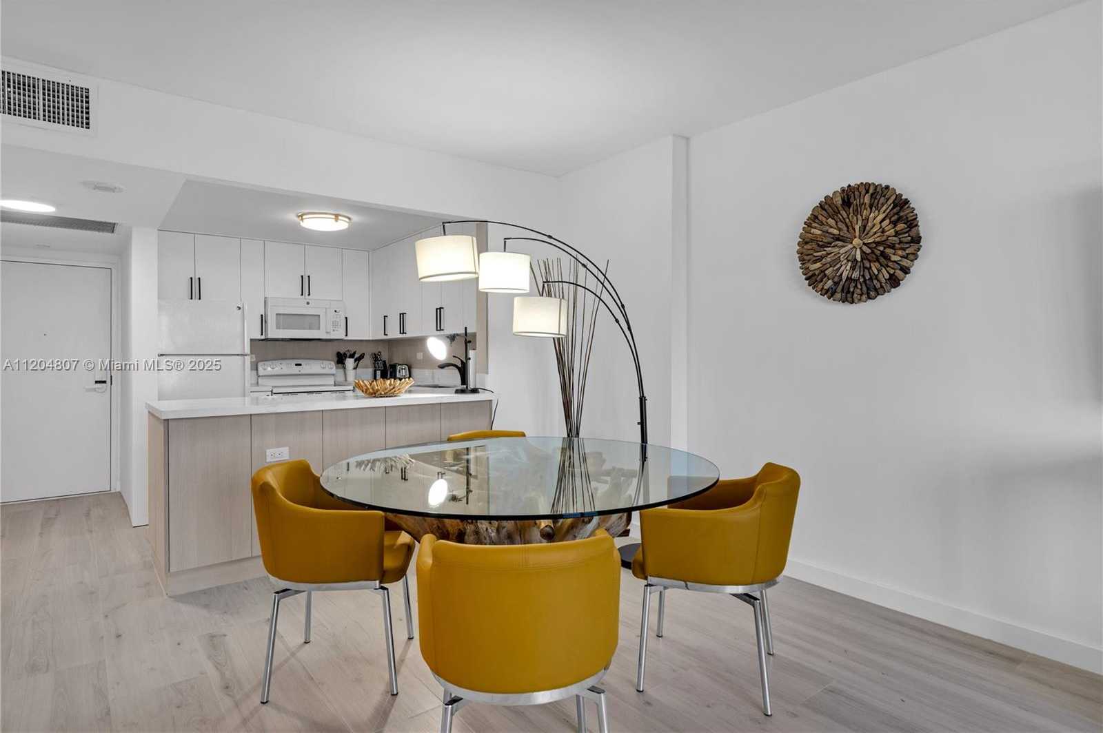 Small Image of 2301 COLLINS AVE #542, Miami Beach Number 7