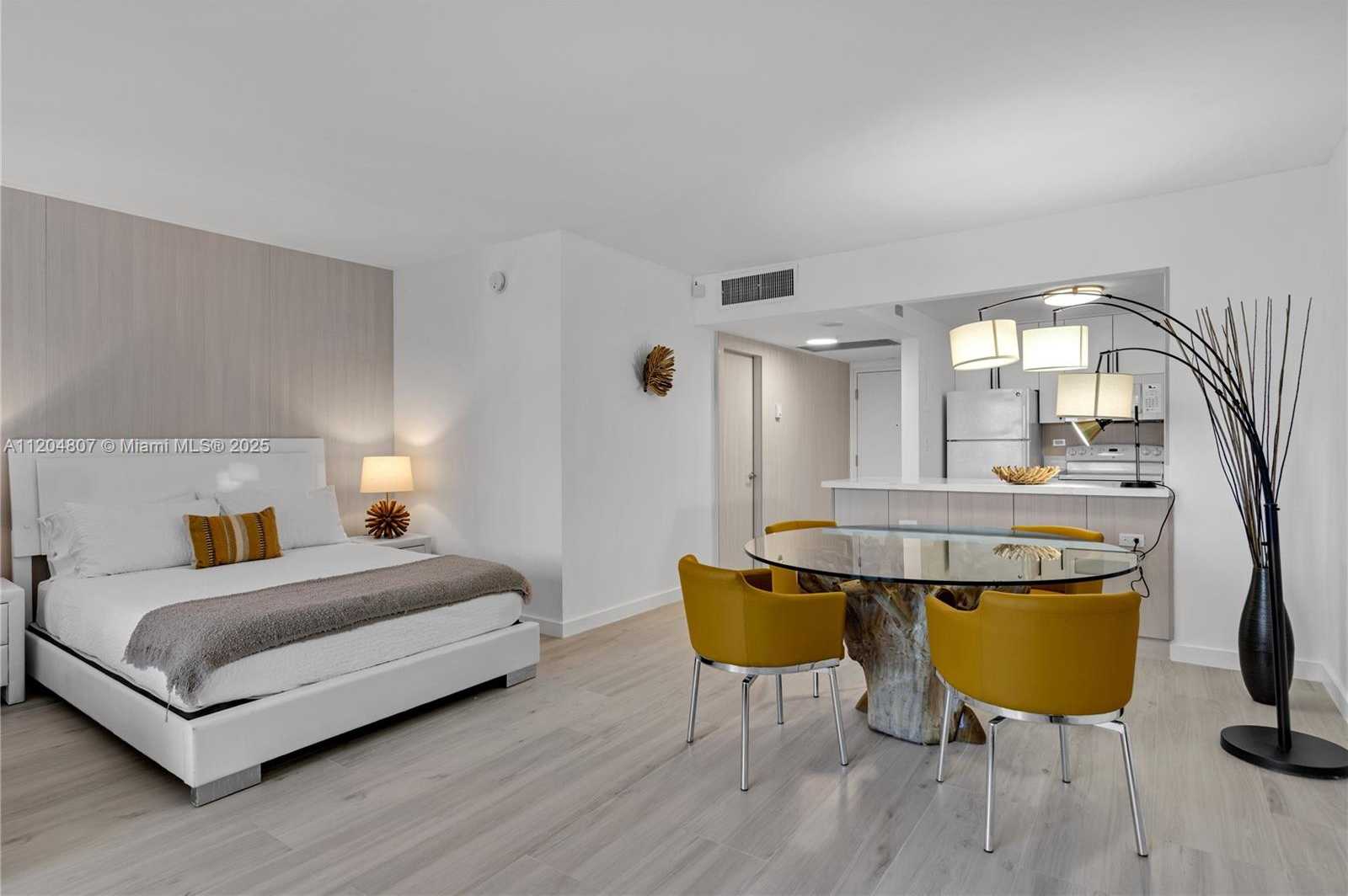 Small Image of 2301 COLLINS AVE #542, Miami Beach Number 8