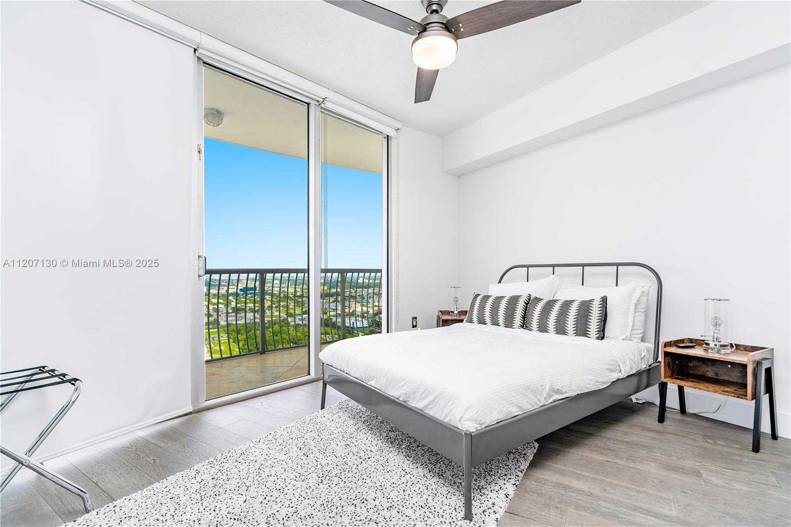 Small Image of 1750 NORTH BAYSHORE DR #3914, Miami Number 13