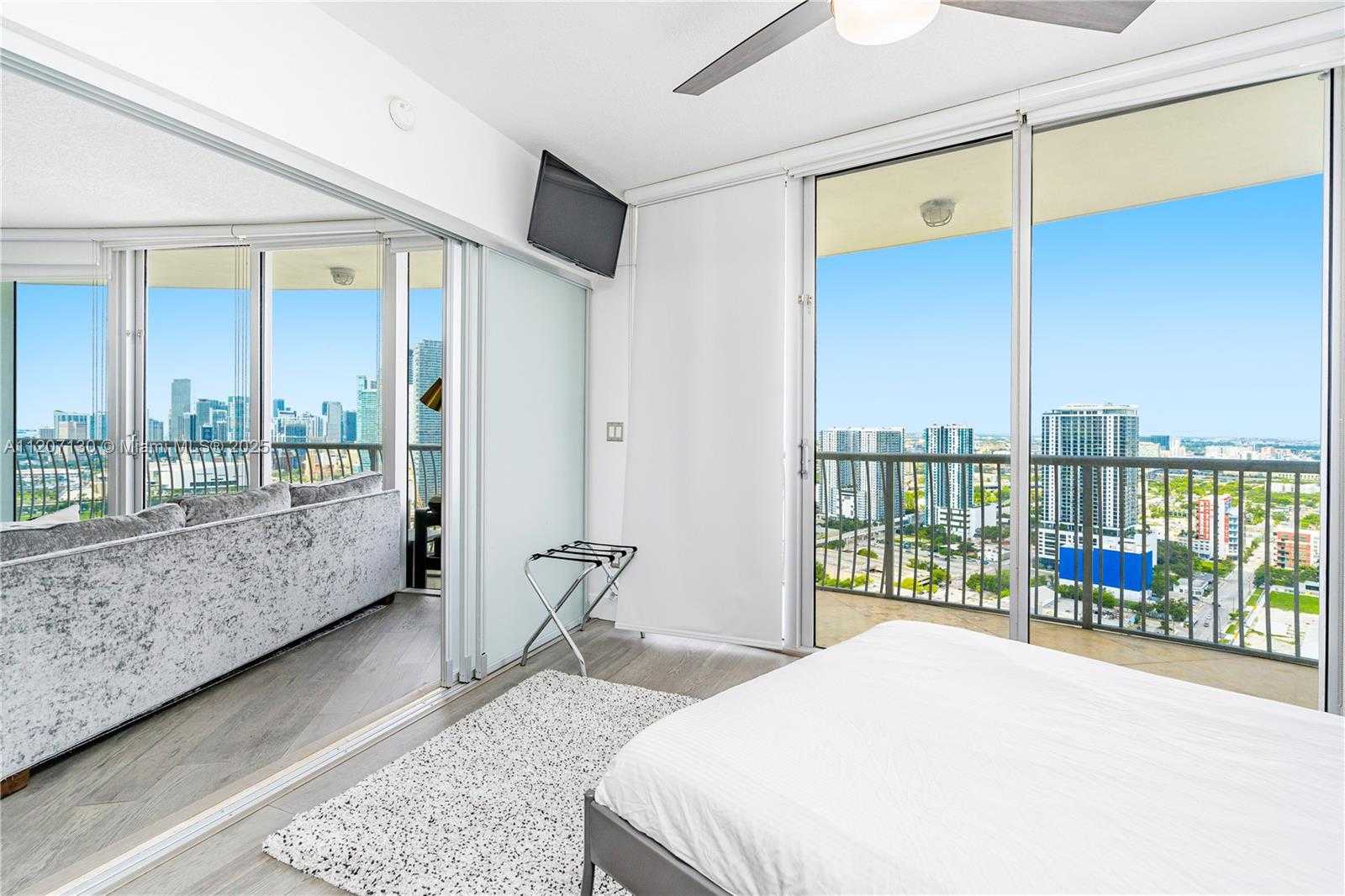 Small Image of 1750 NORTH BAYSHORE DR #3914, Miami Number 14