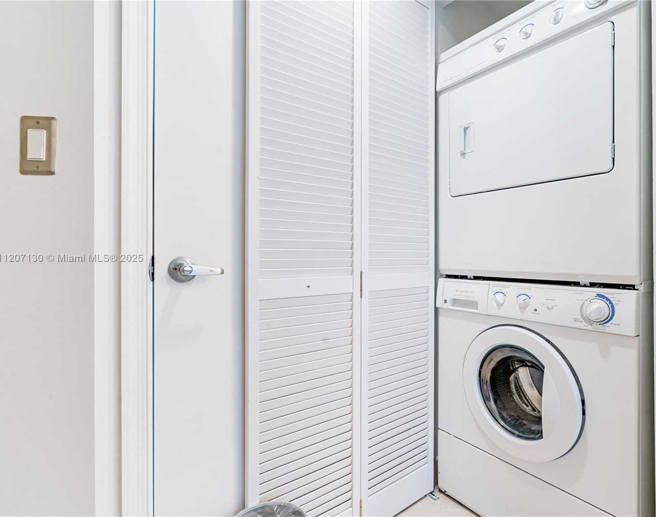 Small Image of 1750 NORTH BAYSHORE DR #3914, Miami Number 27