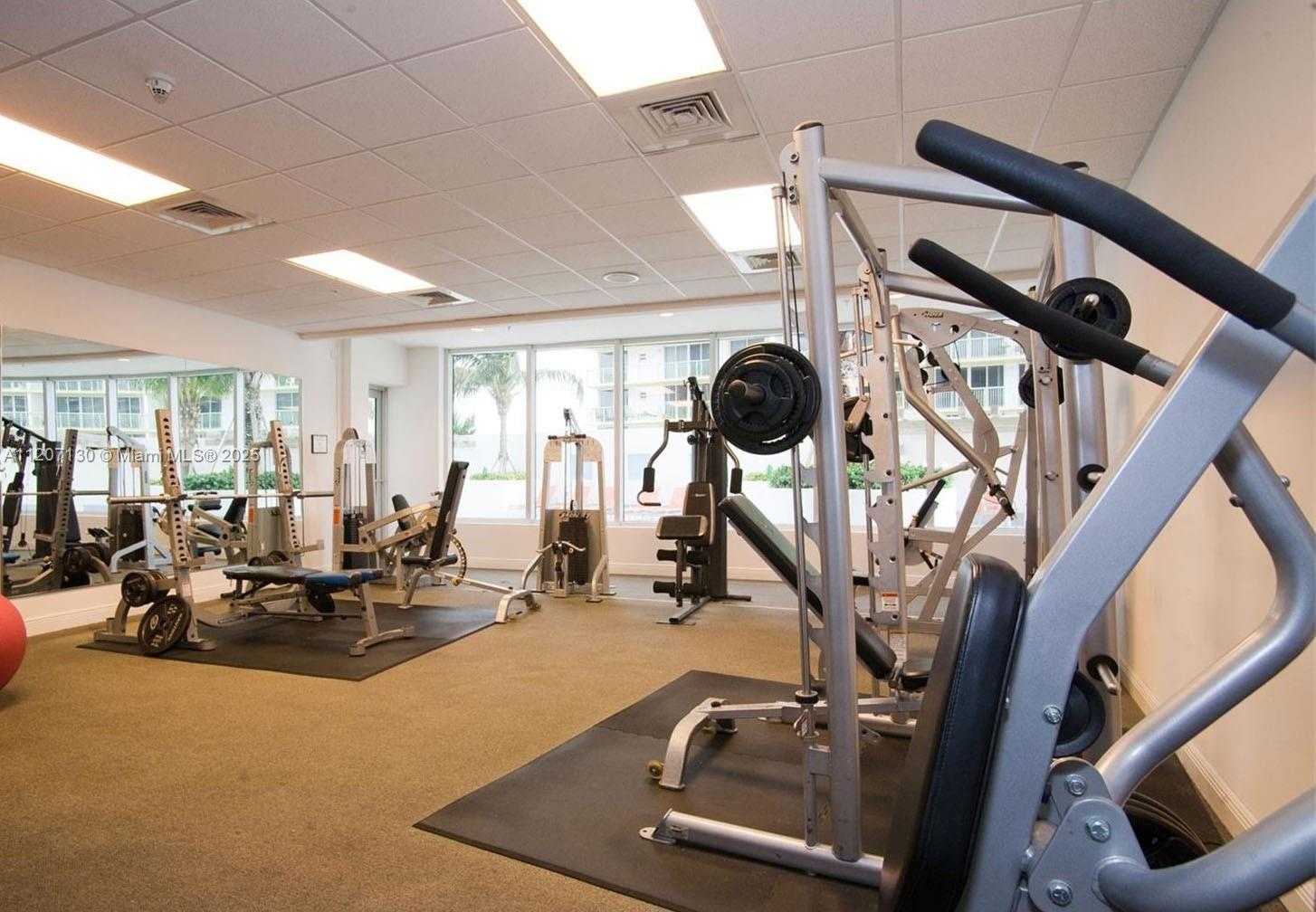Small Image of 1750 NORTH BAYSHORE DR #3914, Miami Number 50