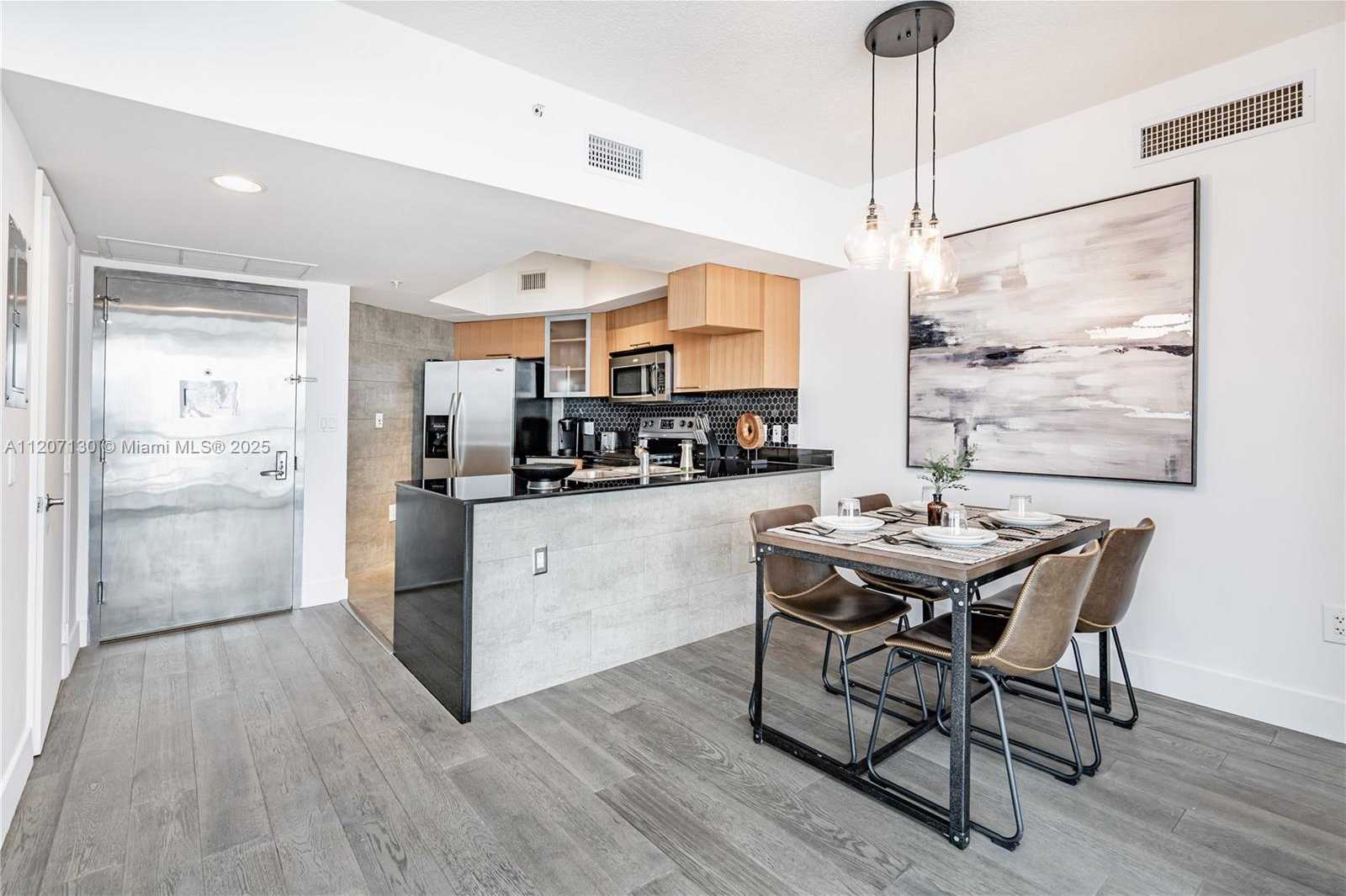 Small Image of 1750 NORTH BAYSHORE DR #3914, Miami Number 8