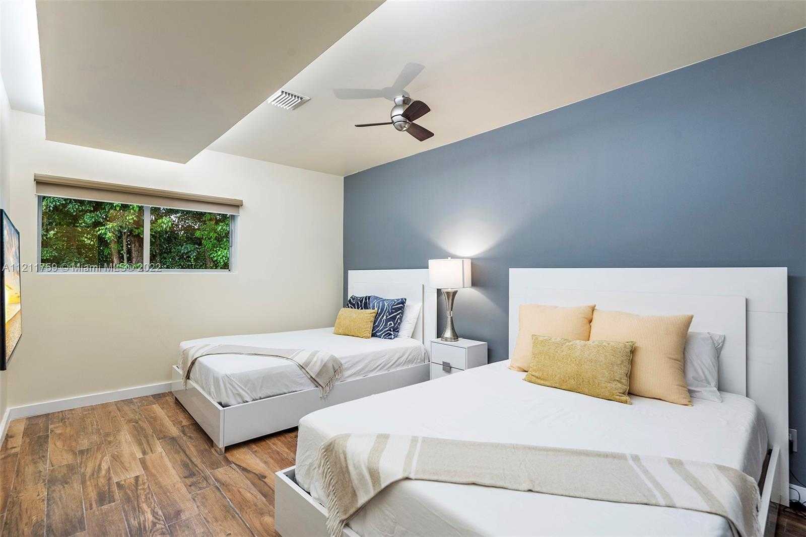 Small Image of 14305 STIRLING RD, Southwest Ranches Number 29