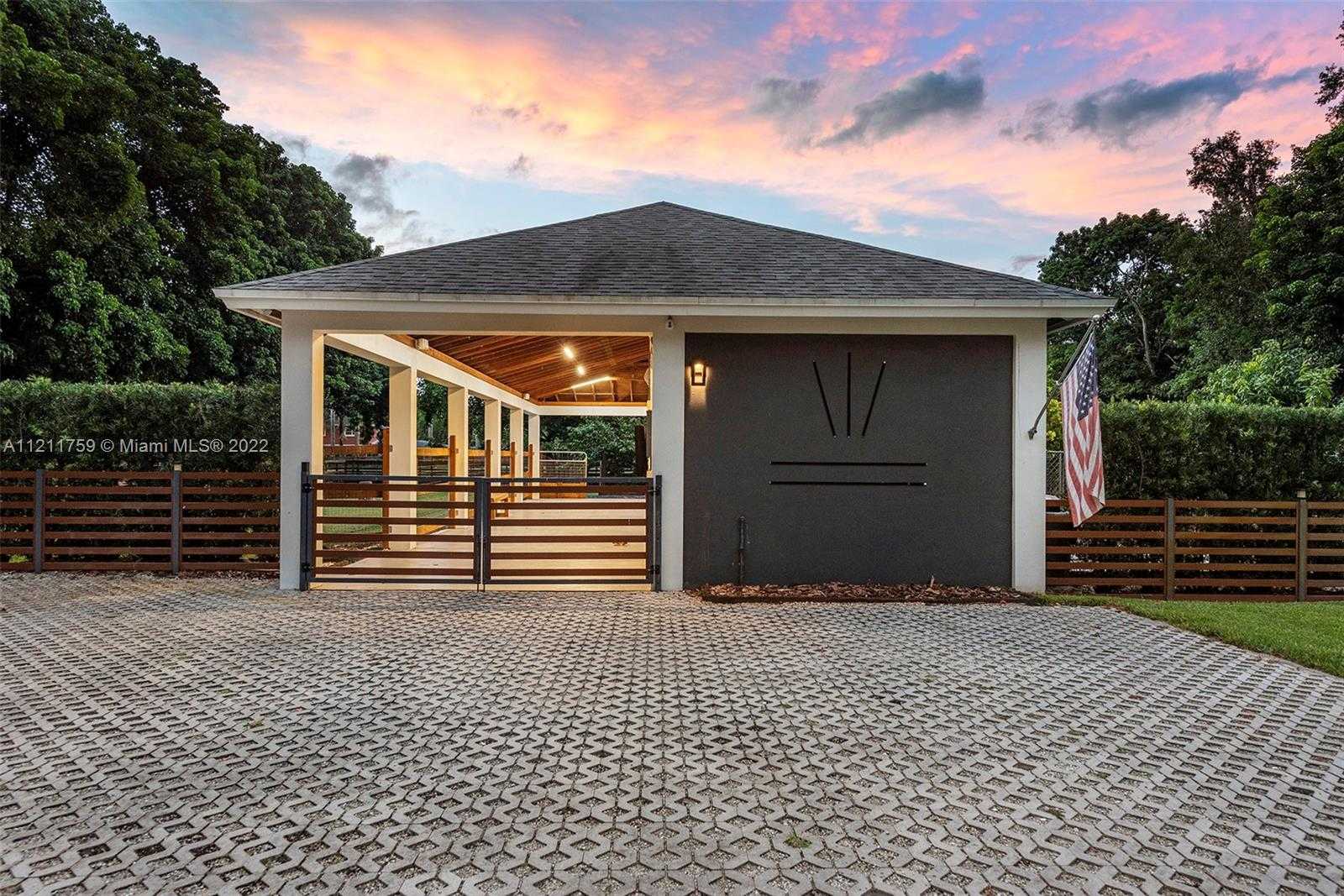 Small Image of 14305 STIRLING RD, Southwest Ranches Number 6