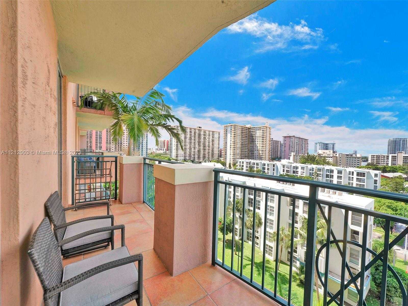 Small Image of 17555 ATLANTIC BLVD #806, Sunny Isles Beach Number 13