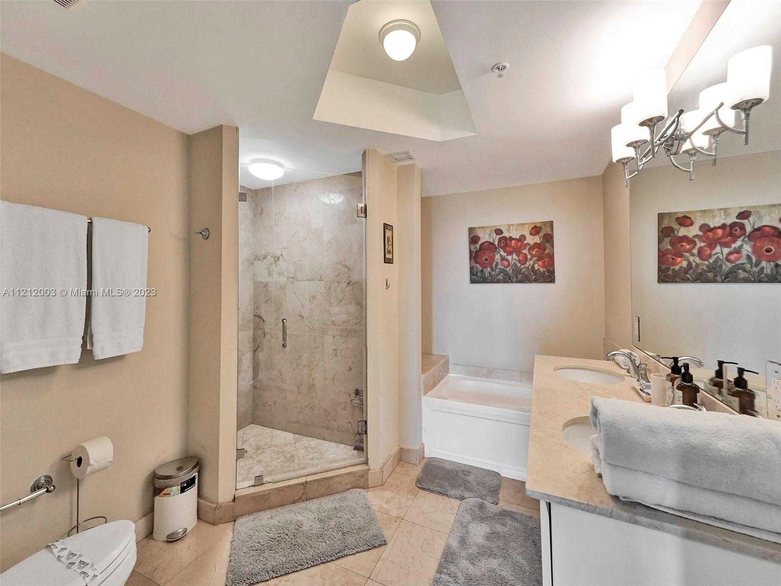 Small Image of 17555 ATLANTIC BLVD #806, Sunny Isles Beach Number 20