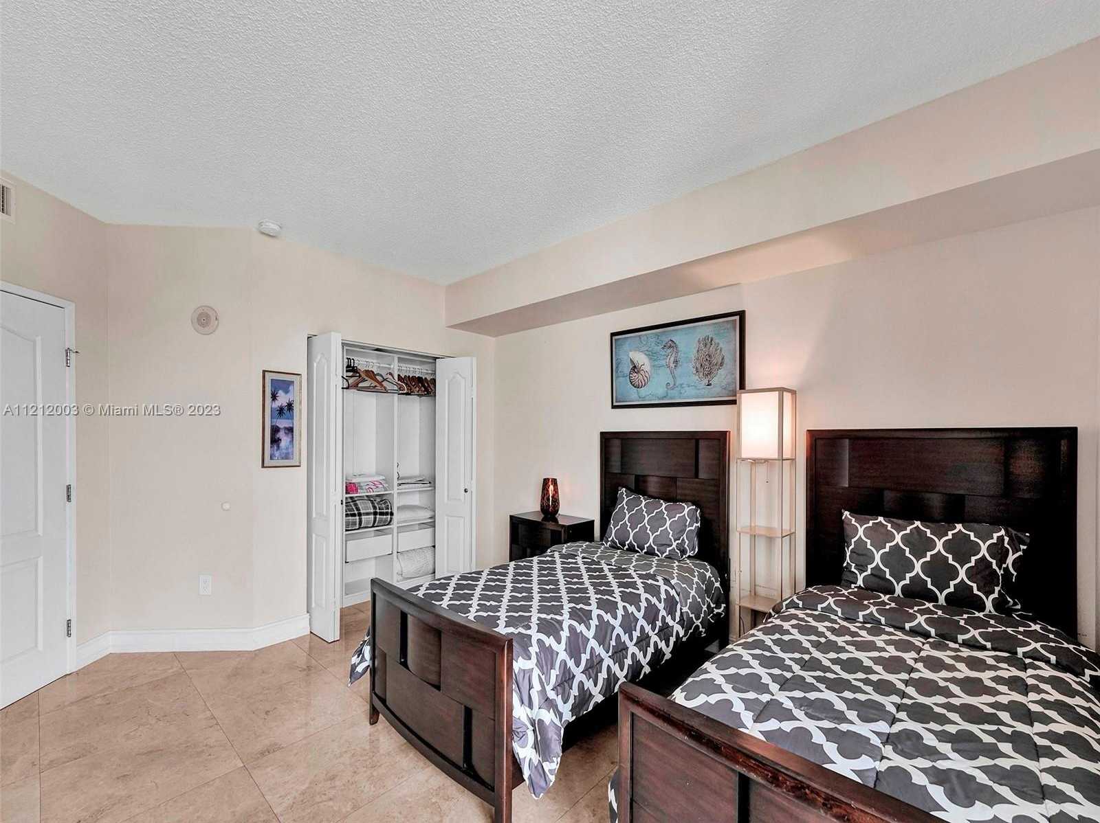 Small Image of 17555 ATLANTIC BLVD #806, Sunny Isles Beach Number 24