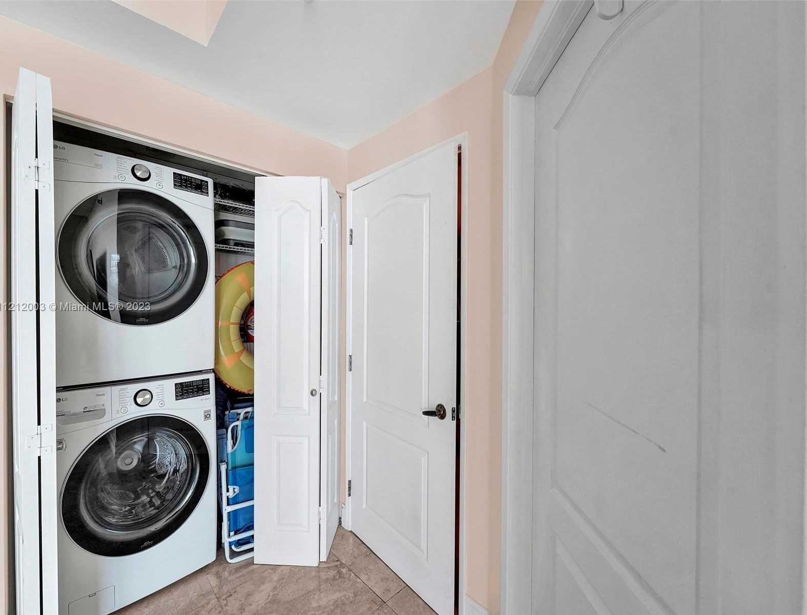 Small Image of 17555 ATLANTIC BLVD #806, Sunny Isles Beach Number 27