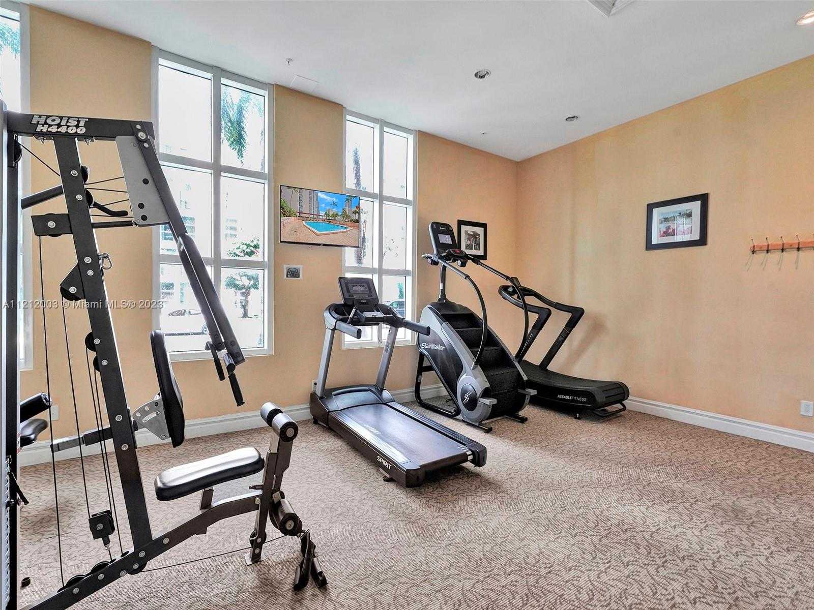 Small Image of 17555 ATLANTIC BLVD #806, Sunny Isles Beach Number 30