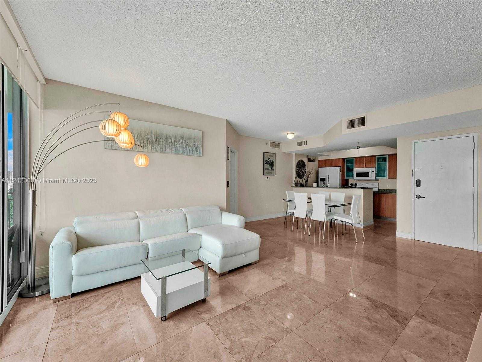 Small Image of 17555 ATLANTIC BLVD #806, Sunny Isles Beach Number 4