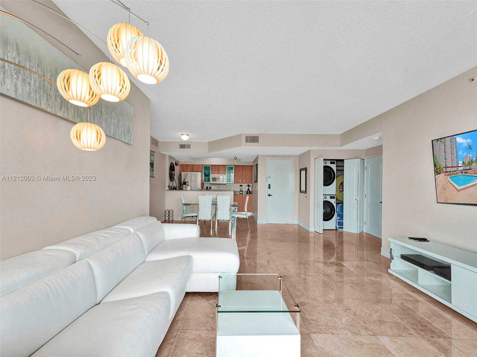 Small Image of 17555 ATLANTIC BLVD #806, Sunny Isles Beach Number 6