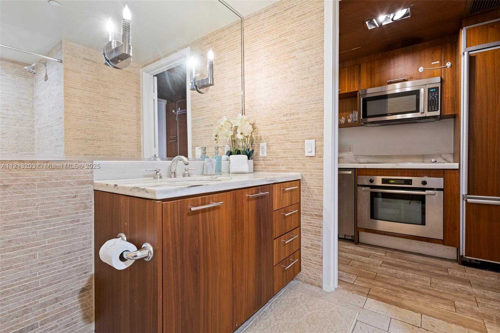 Small Image of 50 BISCAYNE BLVD #605, Miami Number 17