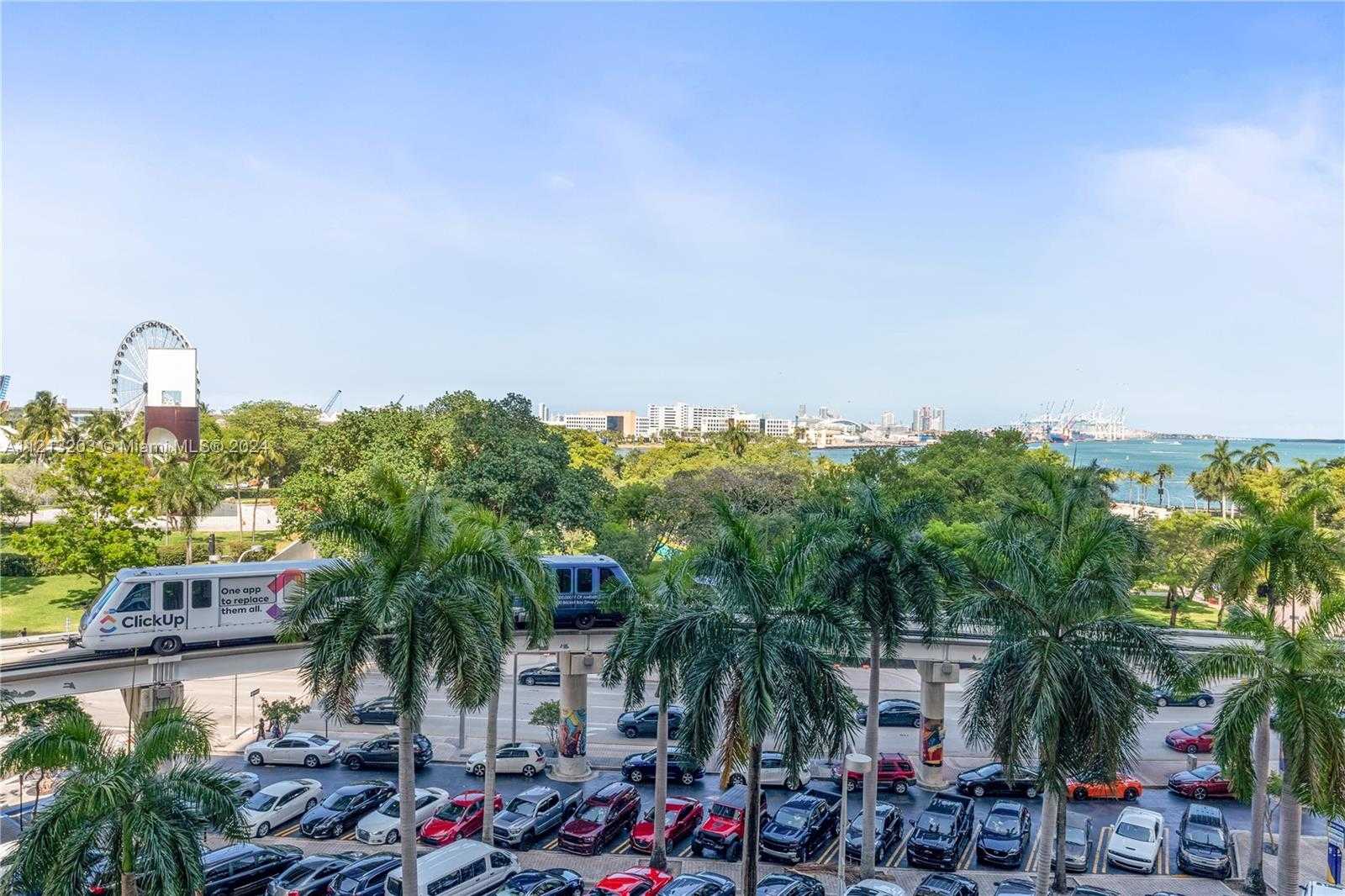 Small Image of 50 BISCAYNE BLVD #605, Miami Number 29
