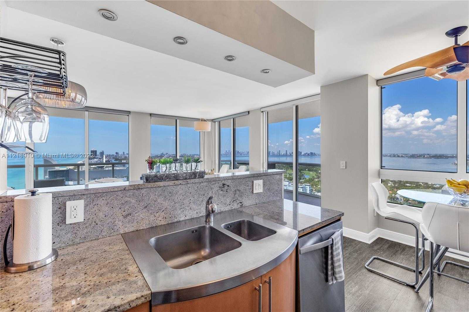 Small Image of 6365 COLLINS AVE #3807, Miami Beach Number 12