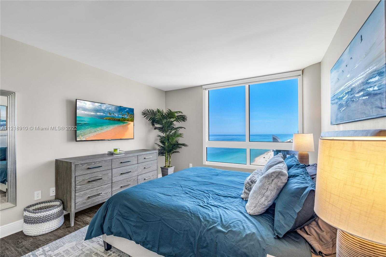 Small Image of 6365 COLLINS AVE #3807, Miami Beach Number 14