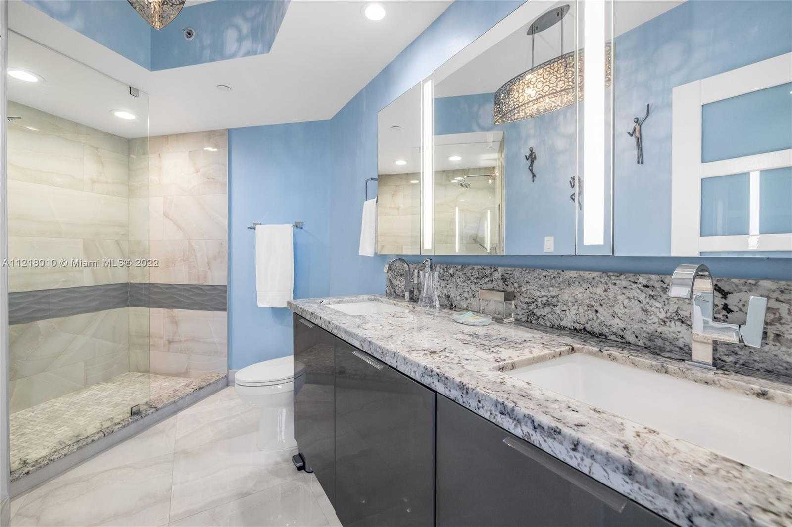 Small Image of 6365 COLLINS AVE #3807, Miami Beach Number 17